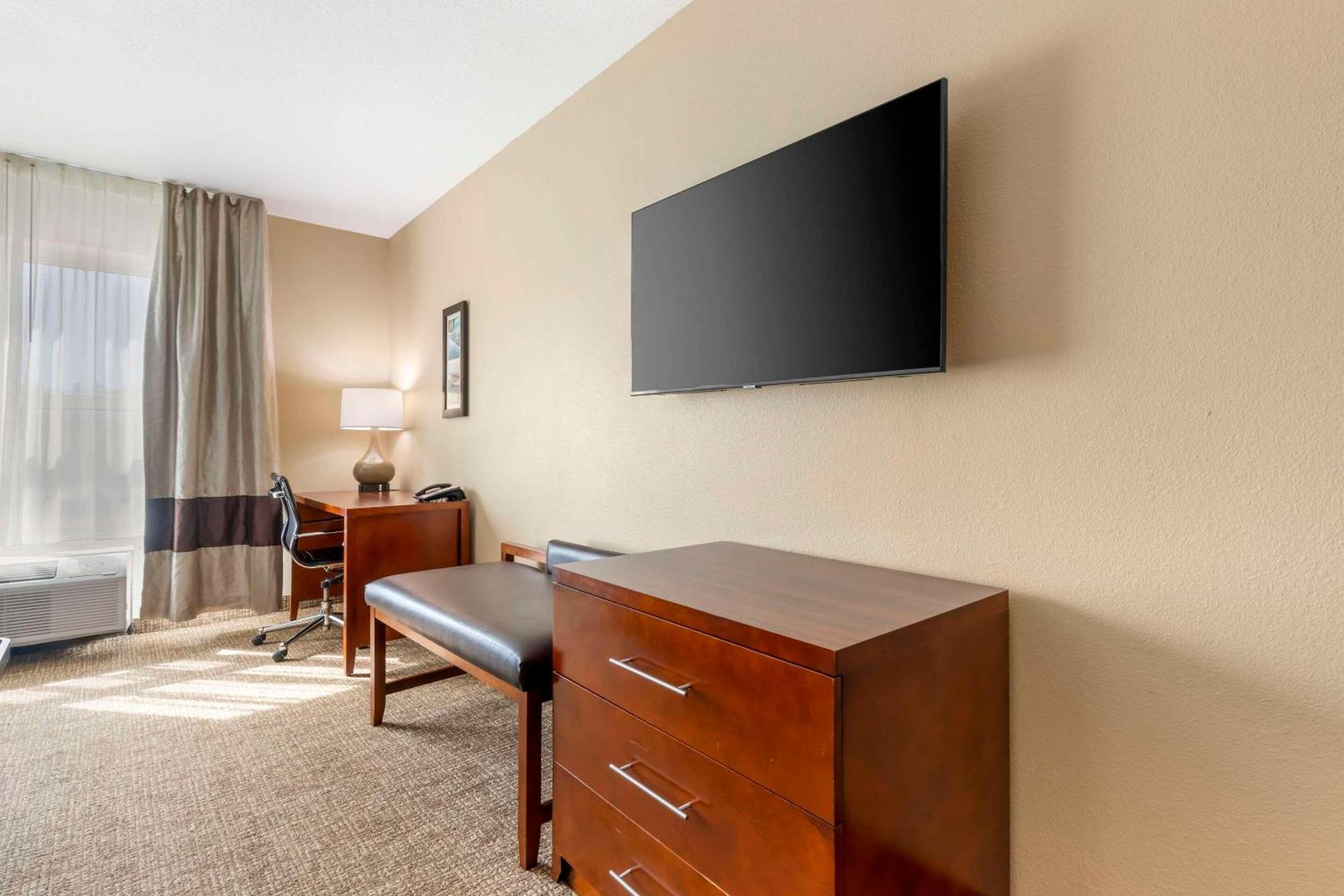 Comfort Inn & Suites Tavares North Екстер'єр фото