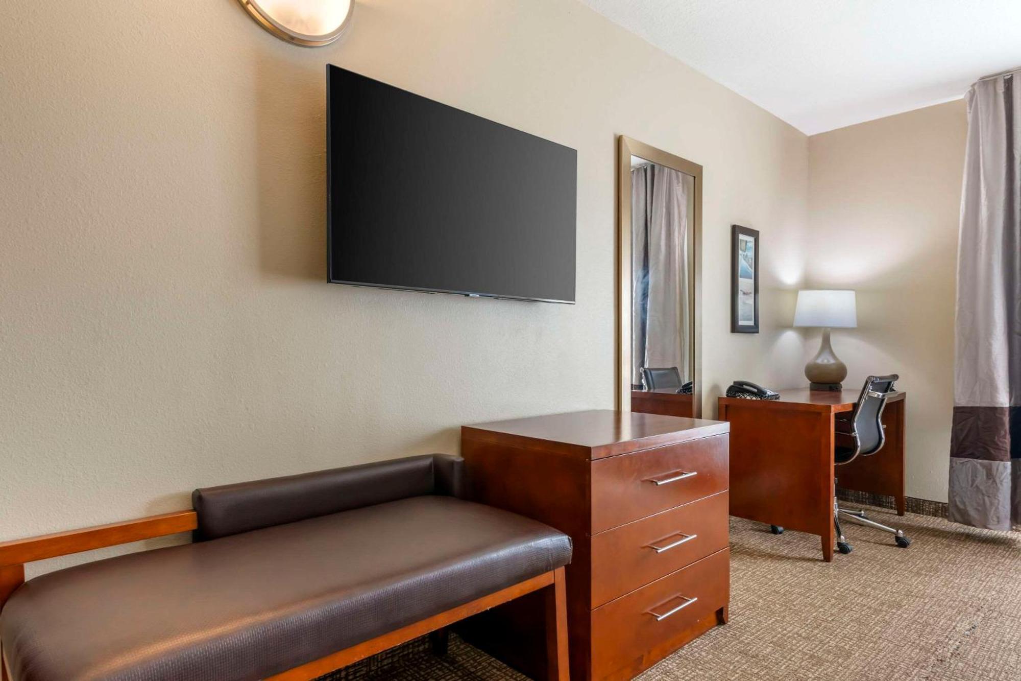Comfort Inn & Suites Tavares North Екстер'єр фото