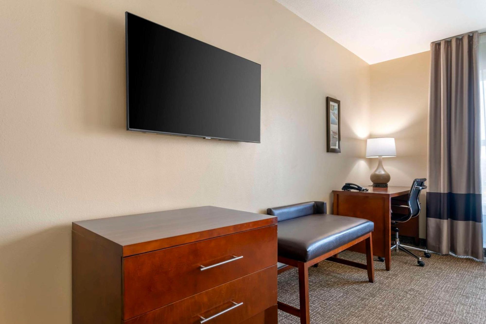 Comfort Inn & Suites Tavares North Екстер'єр фото